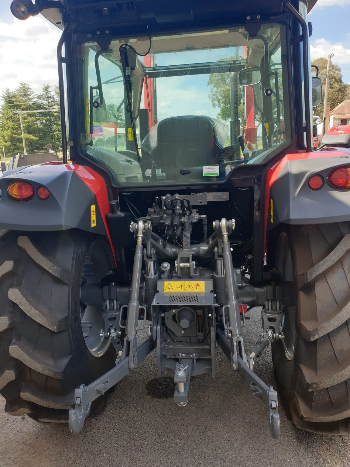 Massey Ferguson MF 4700 Series (74HP-95HP) - Nicholson Farm Machinery